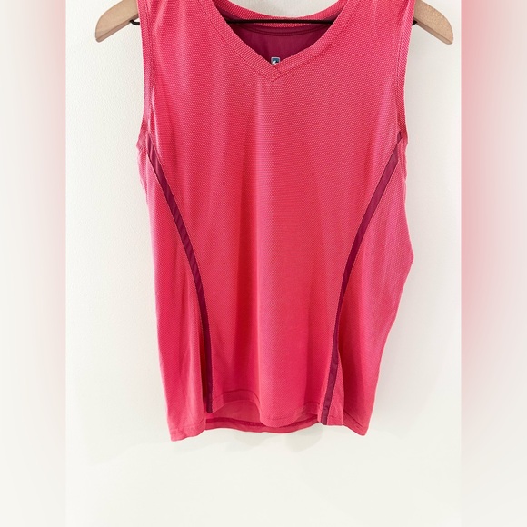 Kuhl Women’s Athletic Tank Red Size Medium - Picture 3 of 5
